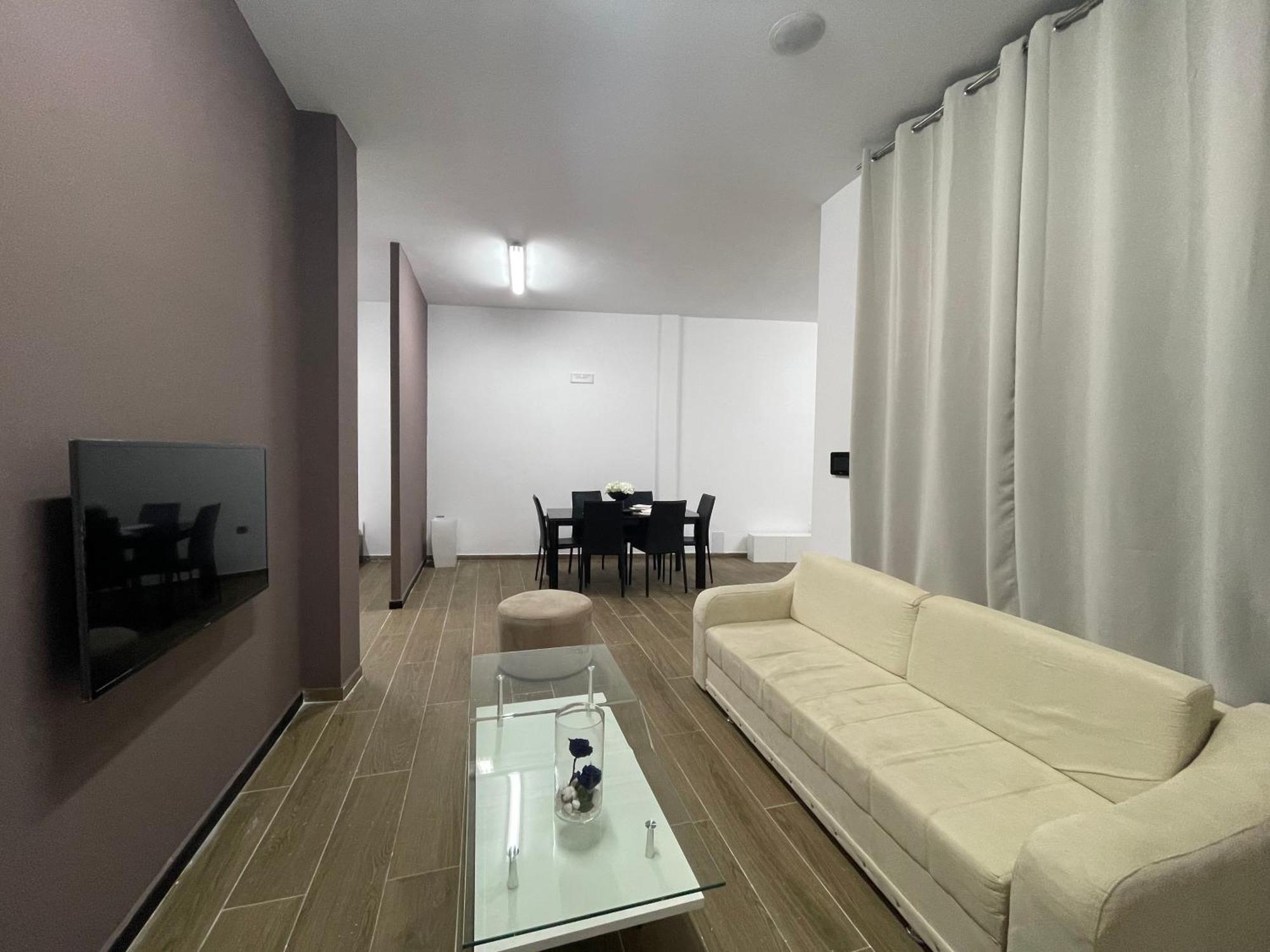 Gold Apartament Vlorë Exterior foto